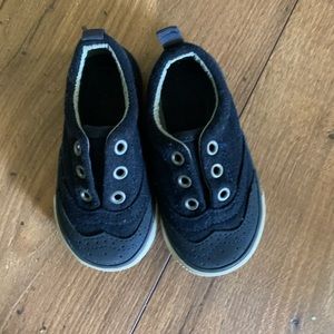 Toddler boys Gap shoes
